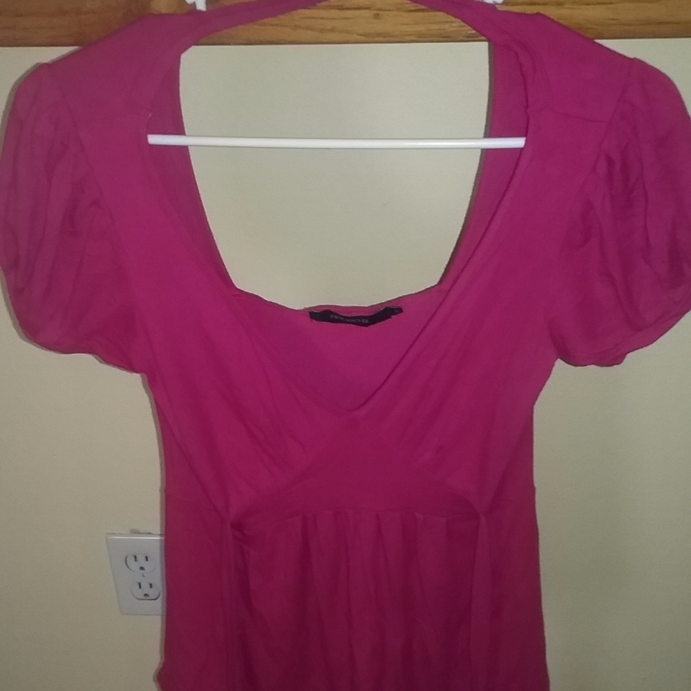 Womens top Fushia